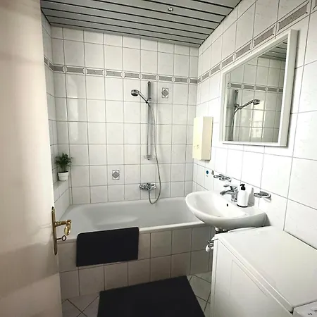 3 Zimmer-kueche- Balkon-parkplatz Fürth